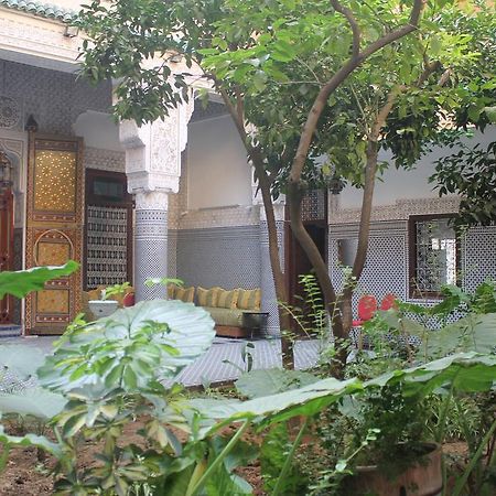 Riad Les Chrifis Navette Aeroport 24 Sur 24 Fès Exterior foto
